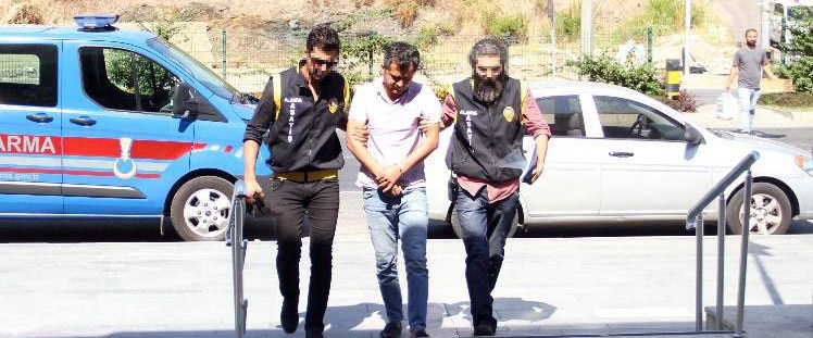 Kendi bankasını soyup kaçan müdür İzmir’de yakalandı
