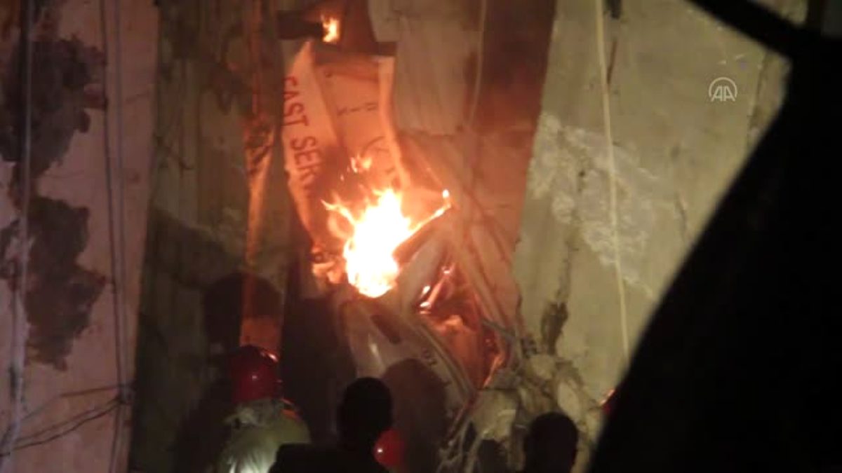 Lübnan’da yakıt deposu patladı: 4 ölü