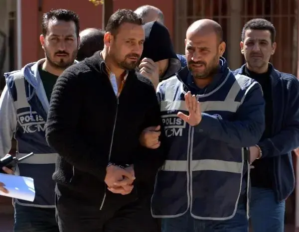 Elebaşılığını Ziya Hoca'nın yaptığı sahte e-imza çetesi böyle çökertildi