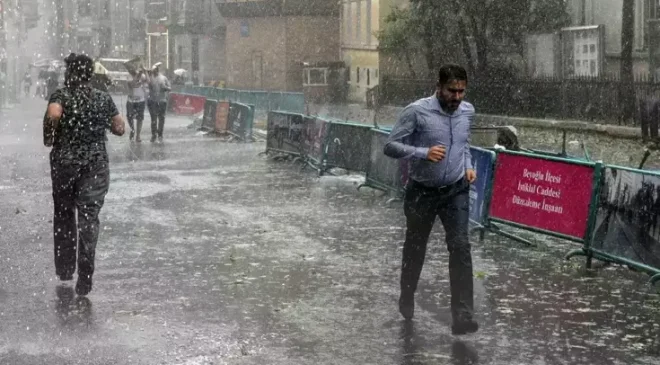 İstanbullular dikkat! Radara yansıdı, kuvvetli geliyor