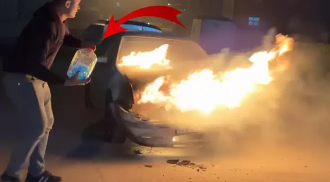 Alev alev yanan araca antifriz döküp söndürmeye çalıştı